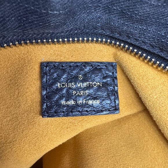 Louis Vuitton Neo Cabby Monogram
Denim Noir - Picture 10 of 10